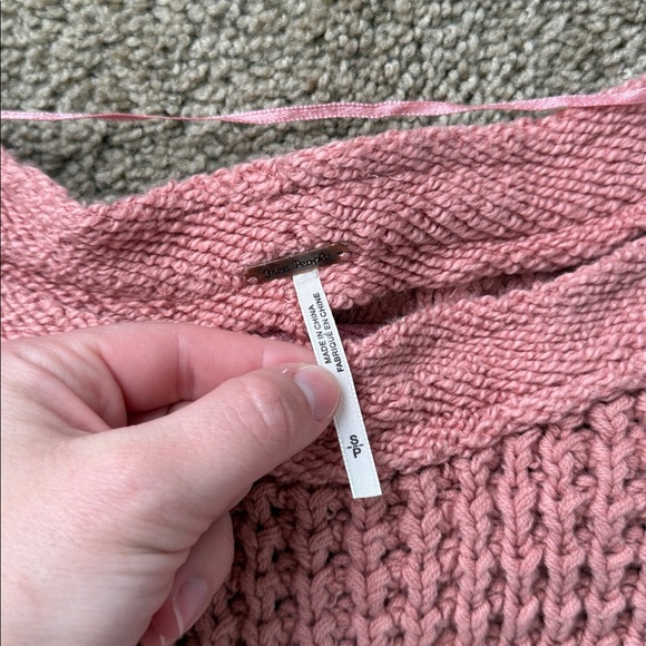 Free People Maybe Baby Pink Chunky Tie Back Bow Knit Oversized Sweater - Picture 4 of 10